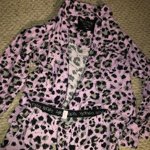 Victoria secret pyjama set.